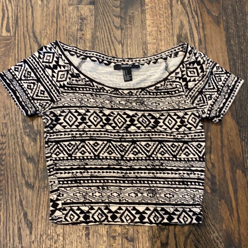 Cropped printed top